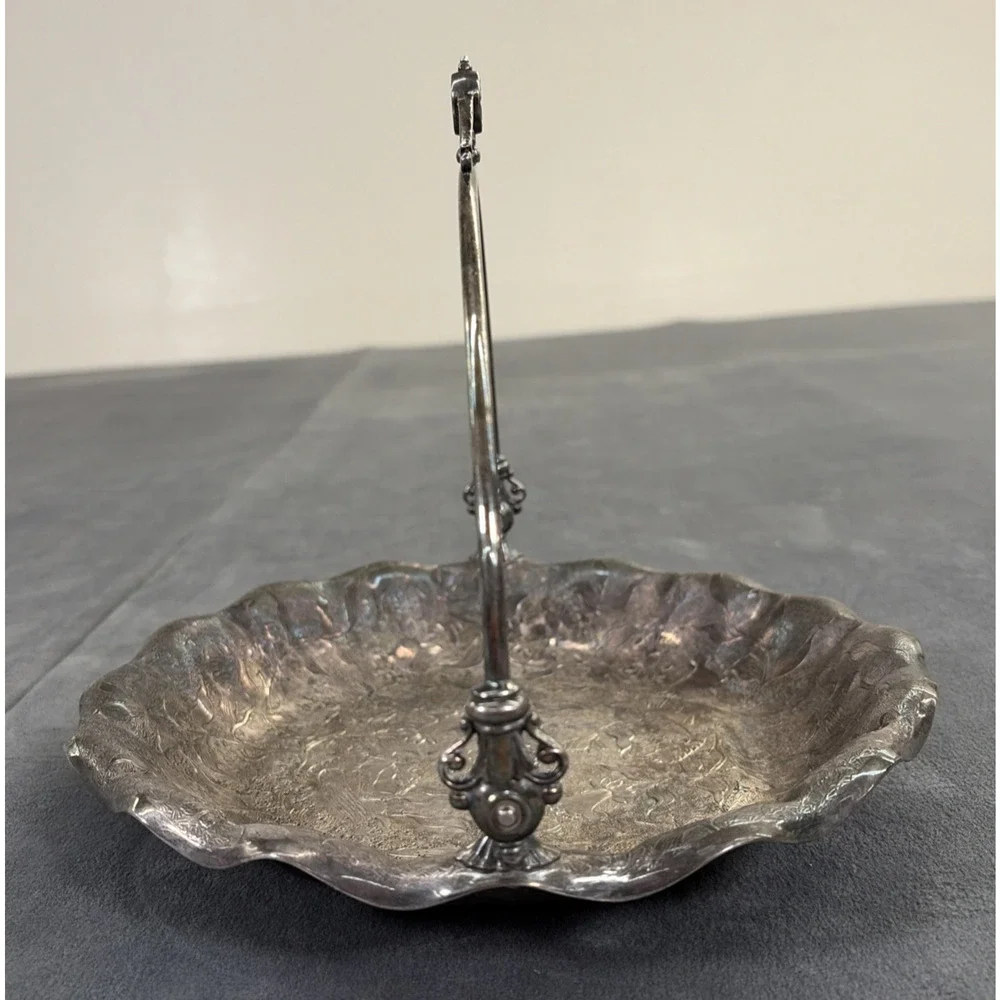 Victorian Era Ornate Bridal Basket James W Tufts Quadruple Plate #2741 FS